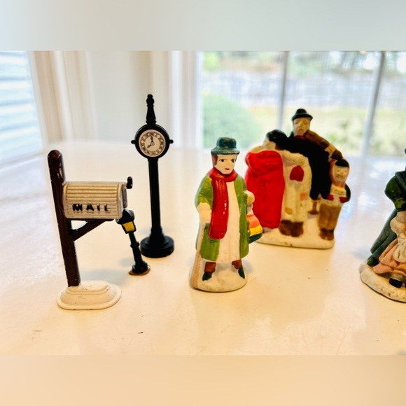 Vintage Christmas village - Picture 6 of 6